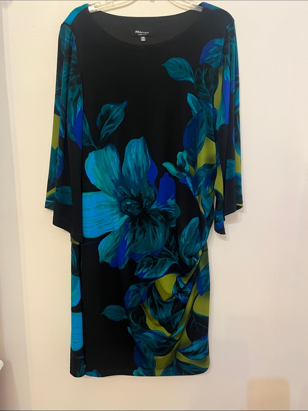 RN Studio by Ronni Nicole Black Dress with Blue, Sage & Teal Floral Print 16W